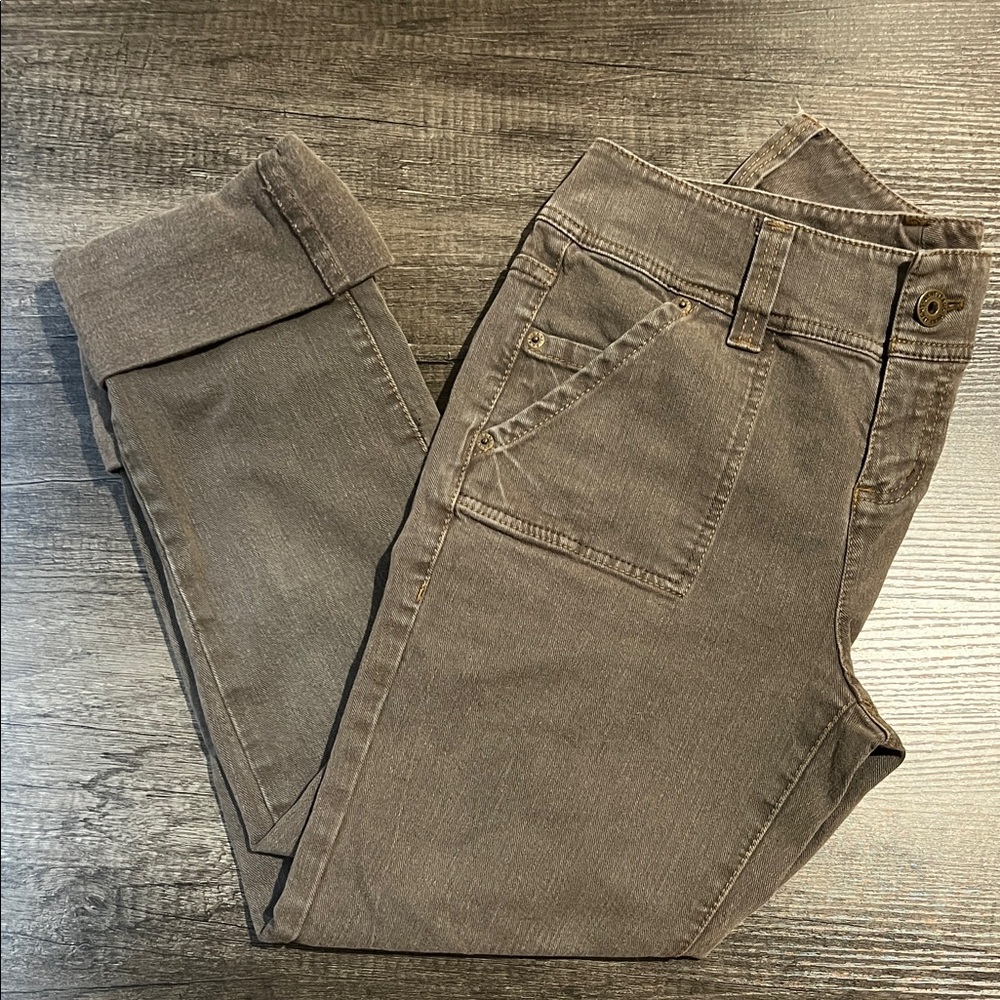 DKNY Capri Jeans